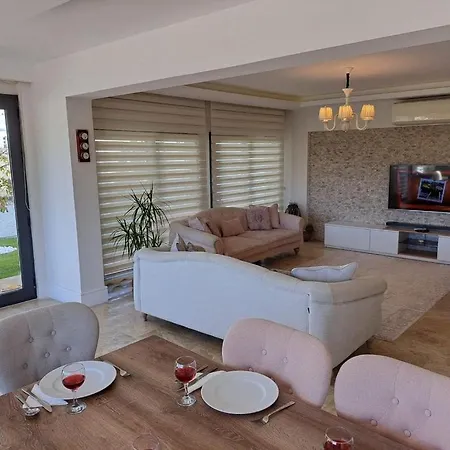 Villa Goecek Merkez De Oezel Havuz Muestakil Lueks
